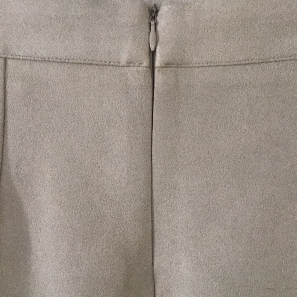 NWT Beige A-Line faux suede skirt - Picture 5 of 6